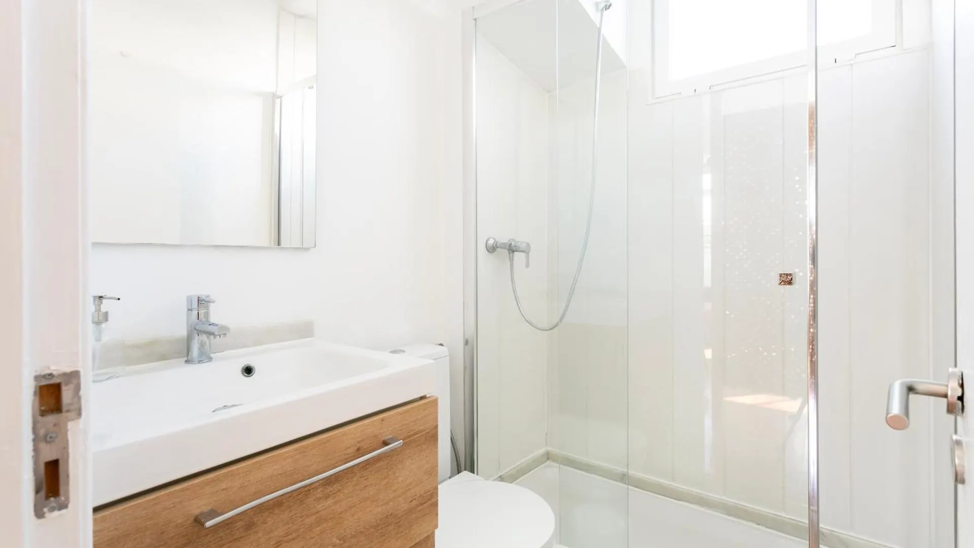 Cozy 1Bdr Penthouse With Balcony! Apartment Lisbon 0*,
