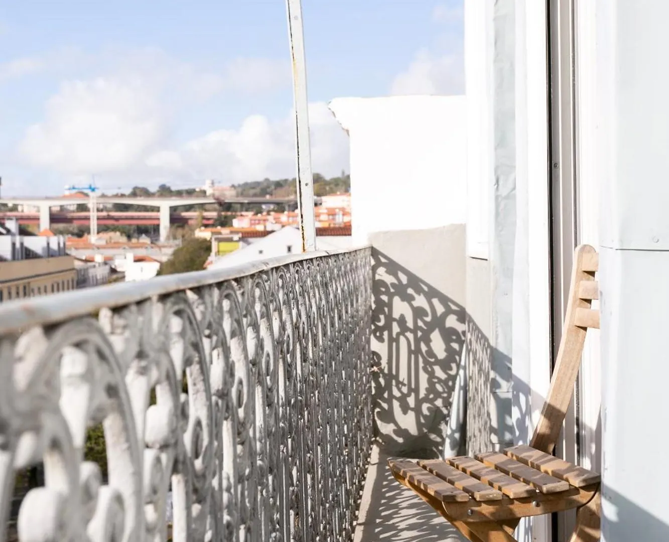 Cozy 1Bdr Penthouse With Balcony! Apartment Lisbon