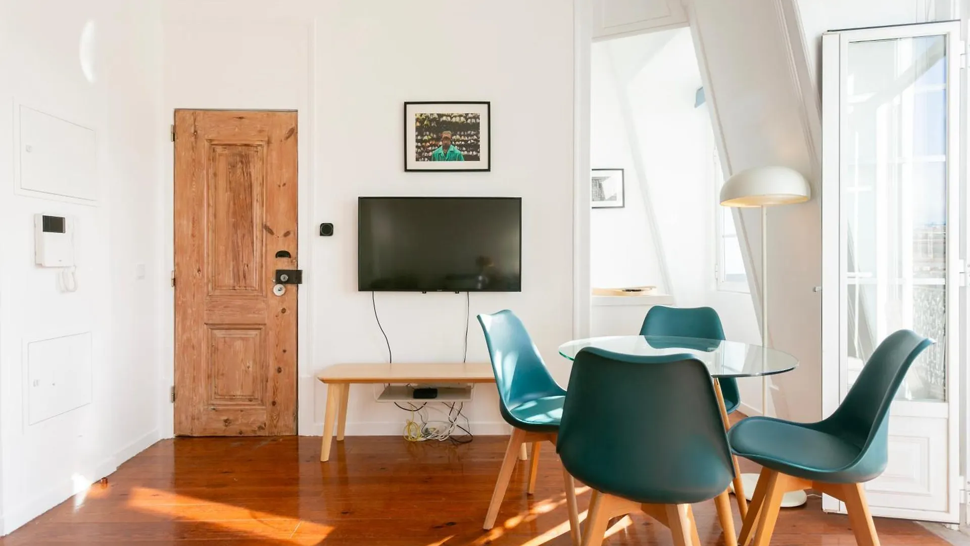 Apartmán Cozy 1Bdr Penthouse With Balcony! Lisboa